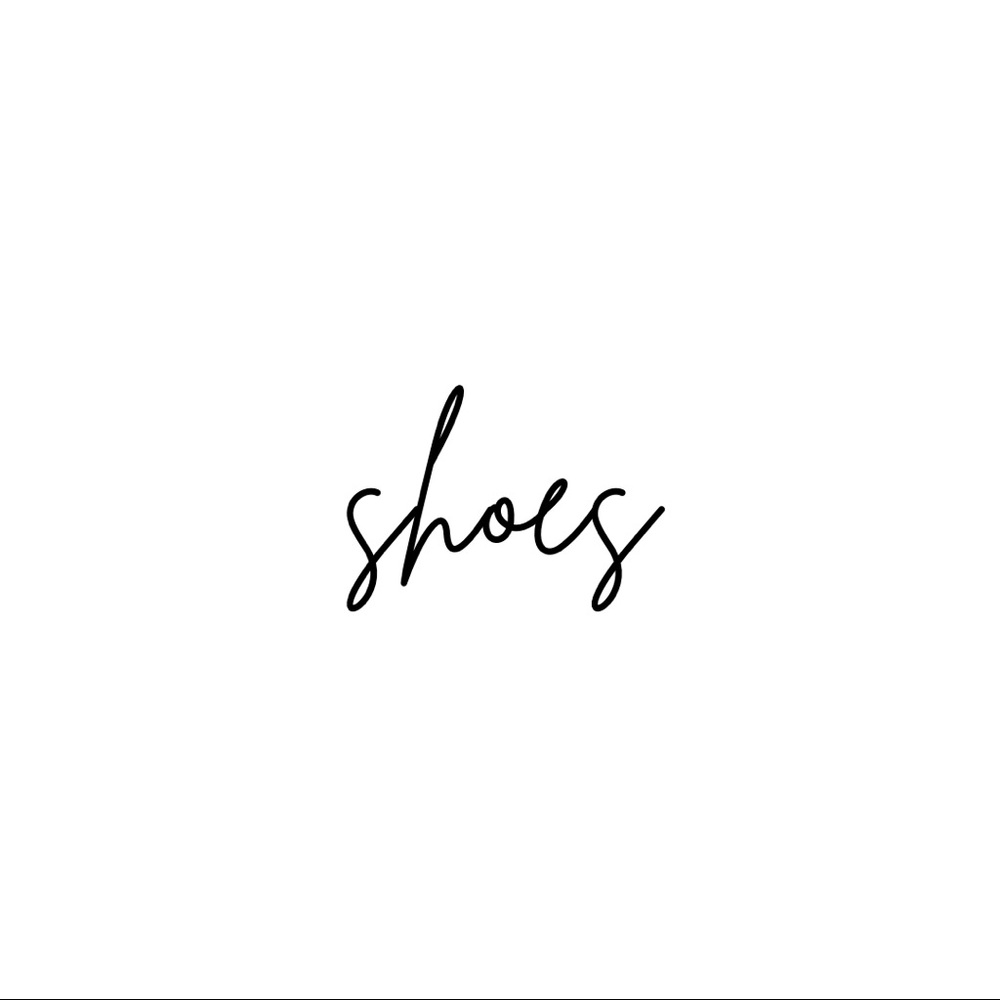 s h o e s
